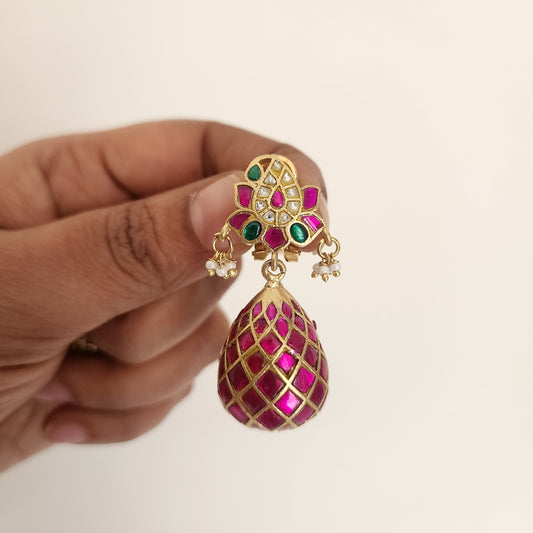 3d drop shaped jadau earrings