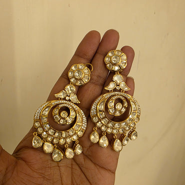 Chakrika- polki moissanite chandbalis