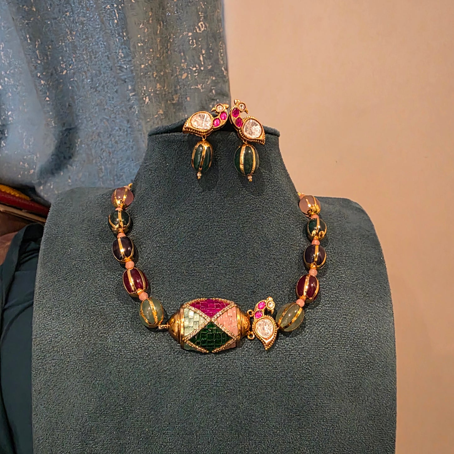 Designer beads with jadau peacock motifs necklace