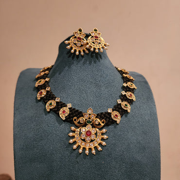 Shradha- blackthread neckset with kempstone motifs