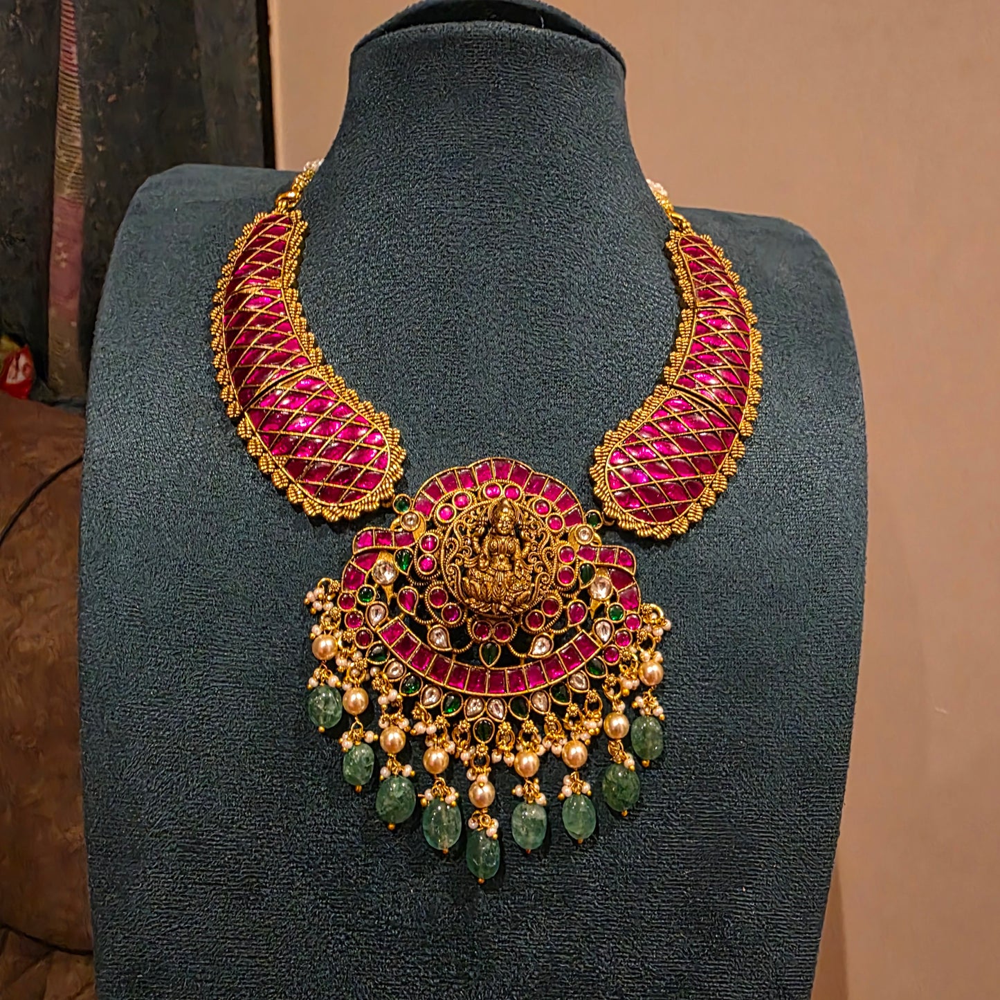 Bhagyalakshmi- jadau kundan and nakshi neckset