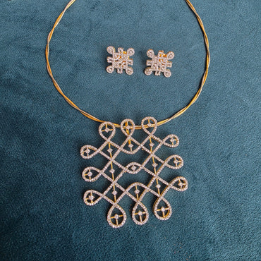 Rangoli design 2 pendant set with twisted chain
