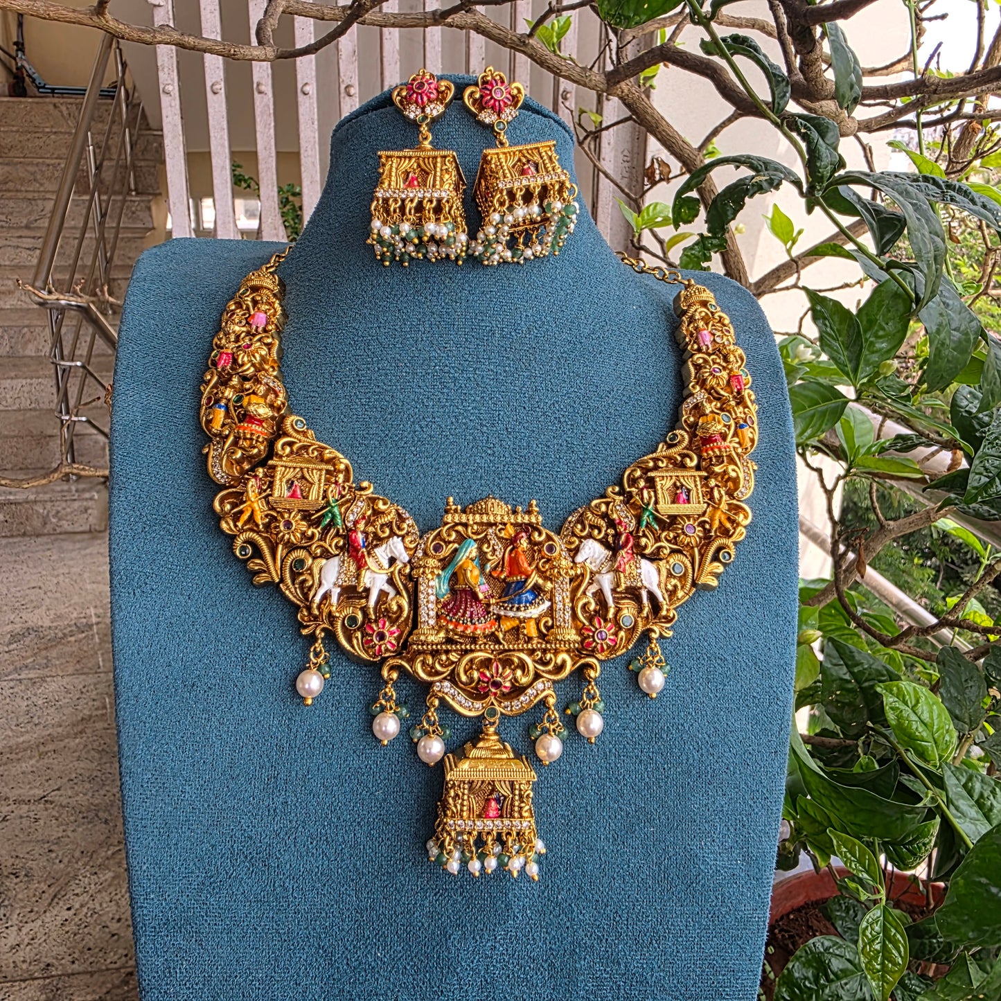 Meenakari bharath themed antique gold neckset