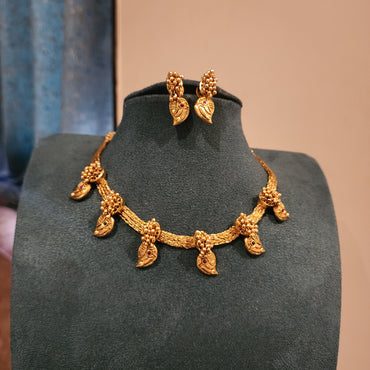 Antique mango attigai