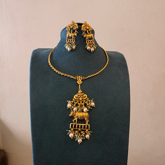 Kamadhenu- antique cos motifs hasli set