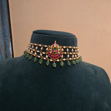 Pradyum- pearl and jadau choker