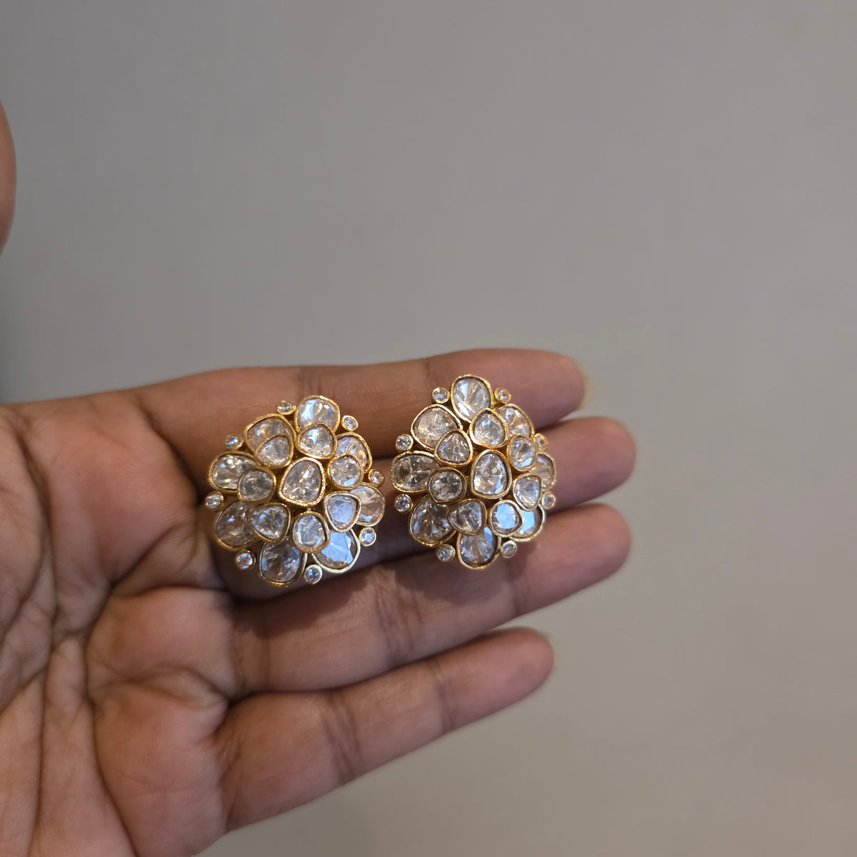 Raveena- polki studs