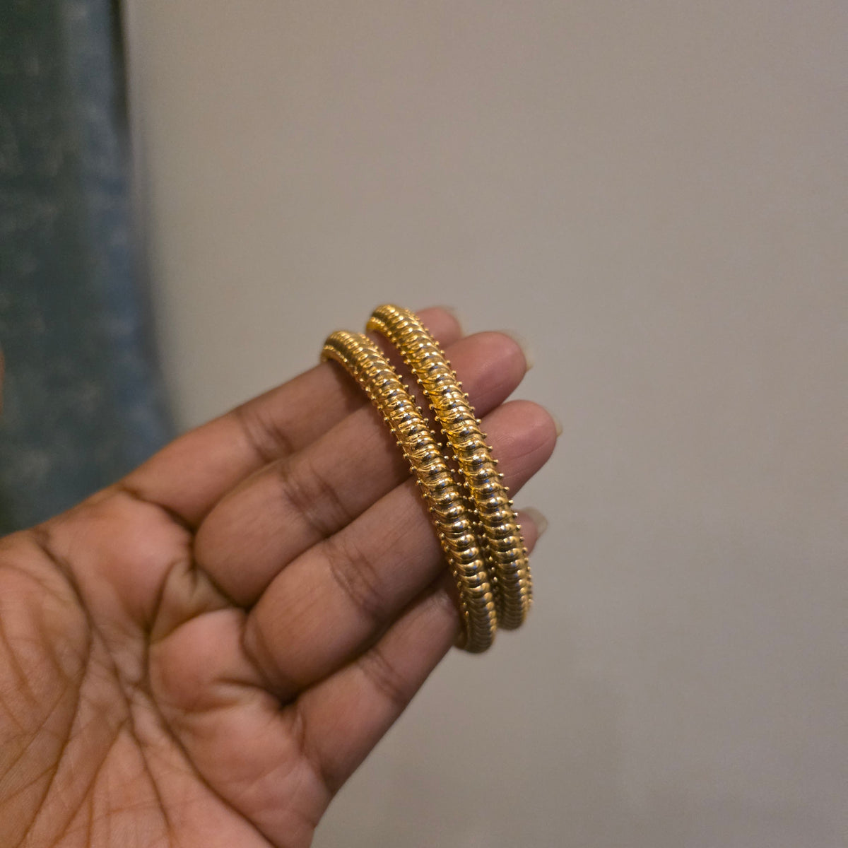 Antique spiral(thin) bangles