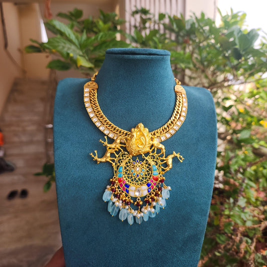 Jdau deer pendant with jalebi necklace