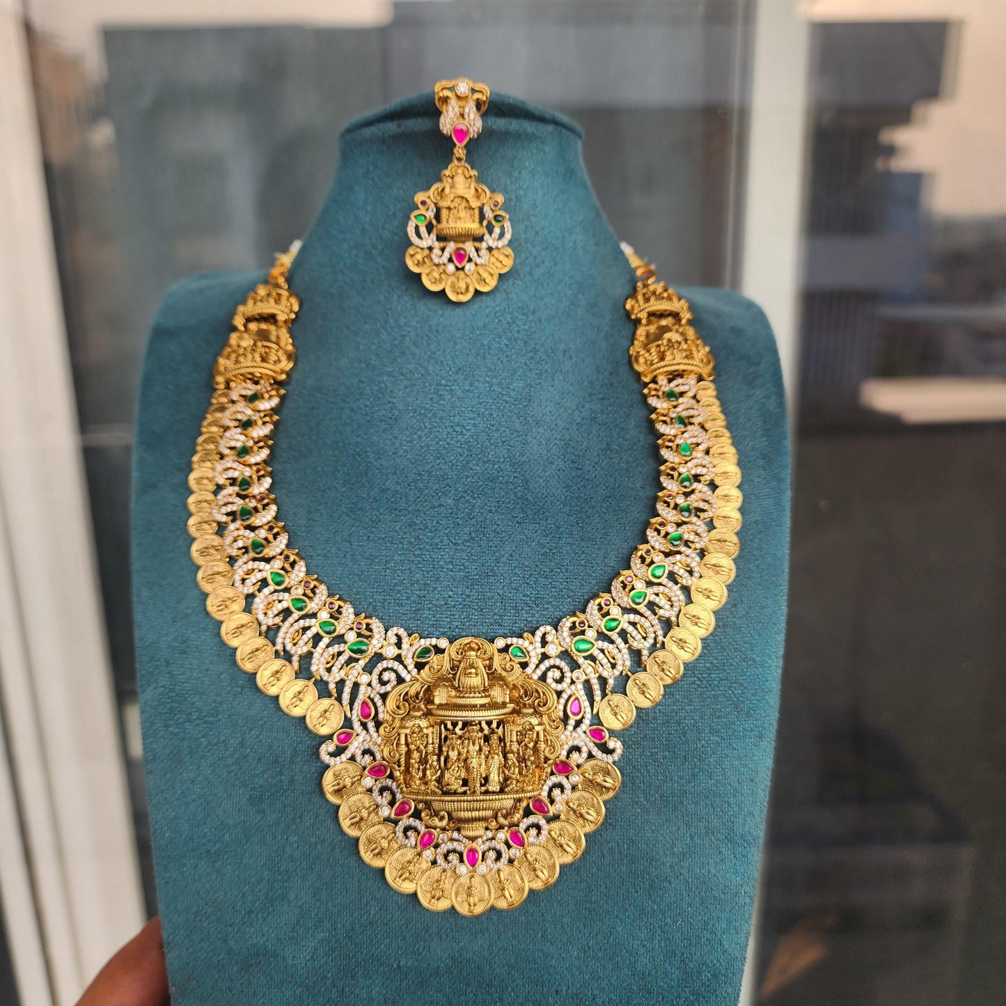 Garuda alavar coins neckset with ramparivar pendant