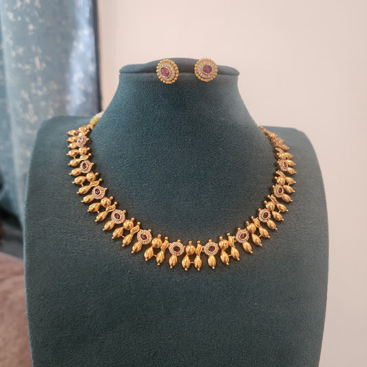 solid gold replica neckset