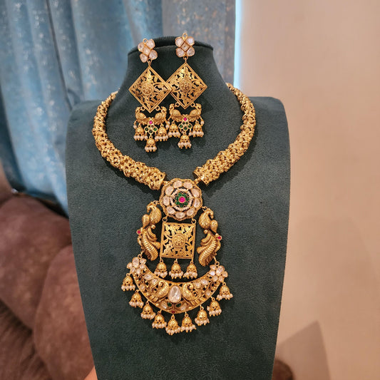 Peacock heritage hasli