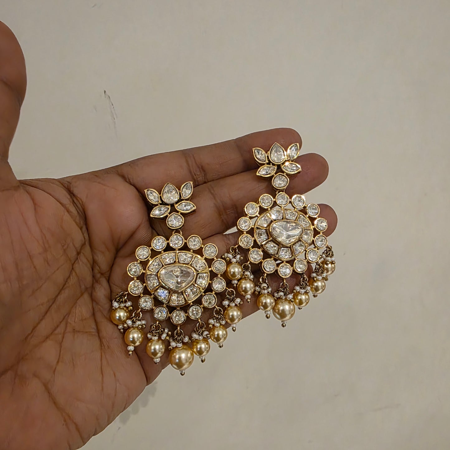 Tanmayi-polki neckset