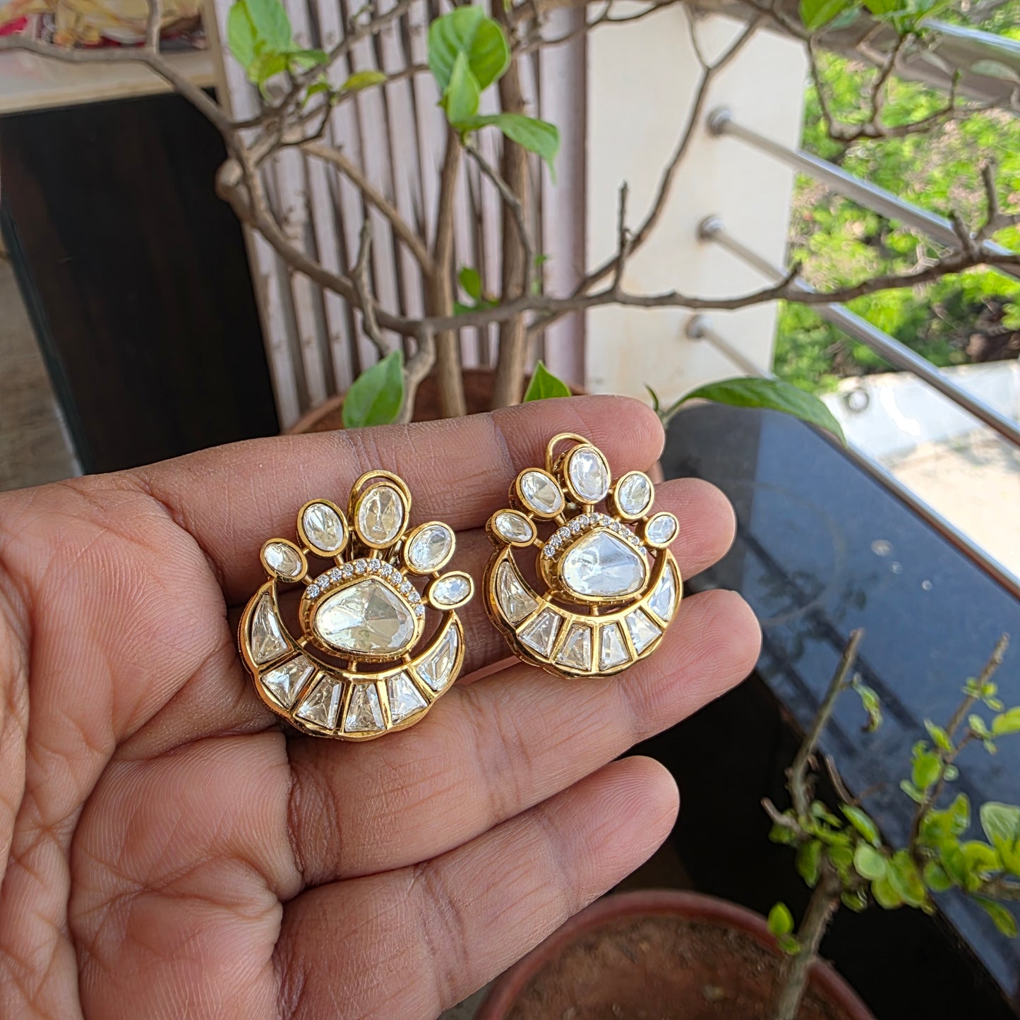 Dvipa- moissanite polki studs