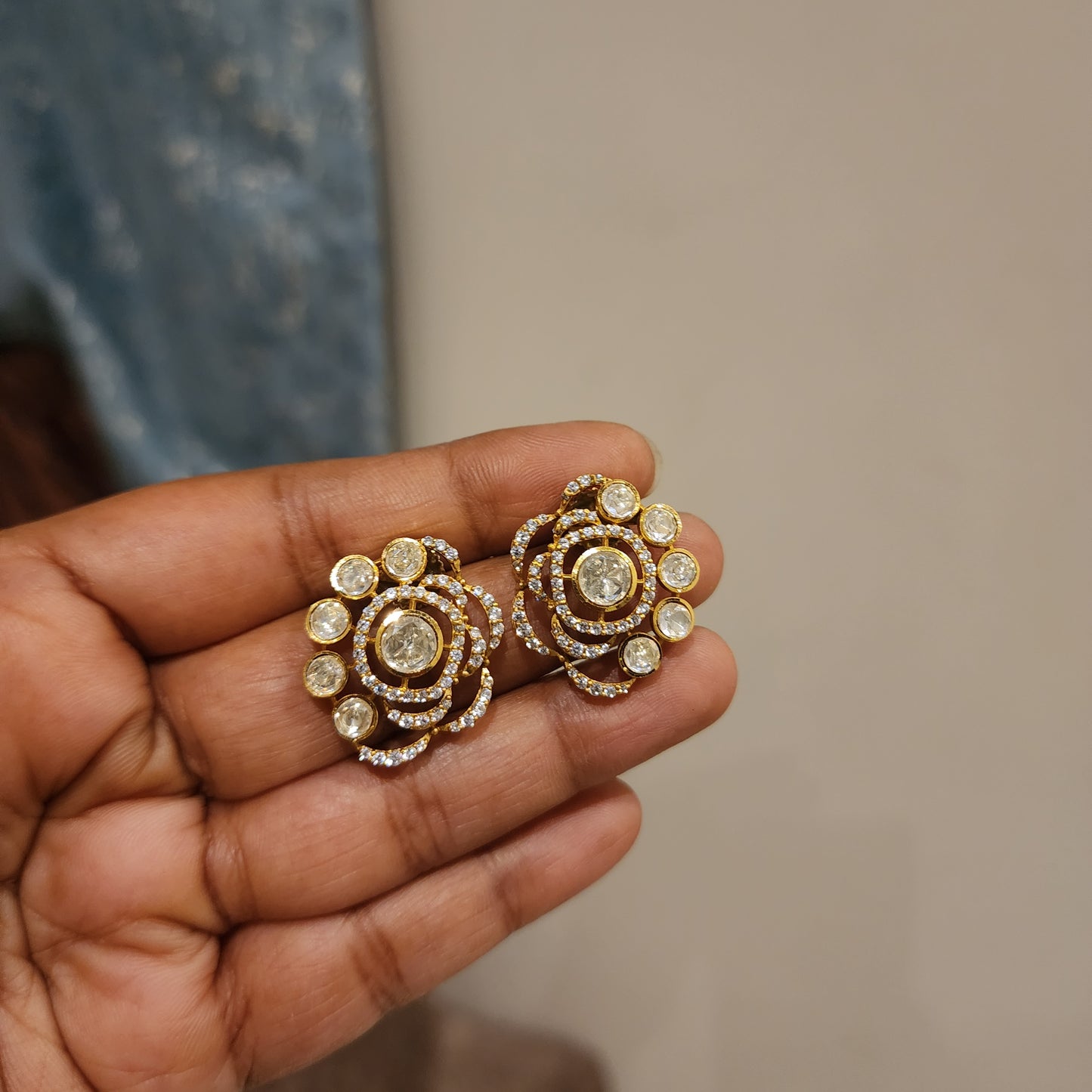 Rose shaped polki studs