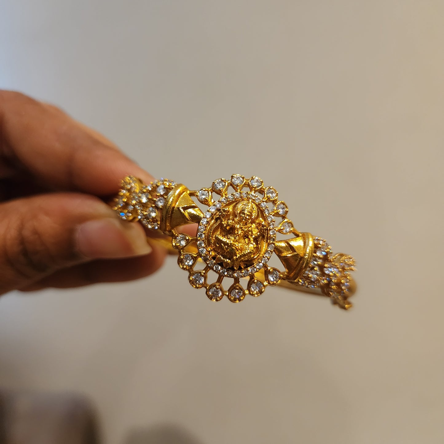 Lakshmi openable bracelet