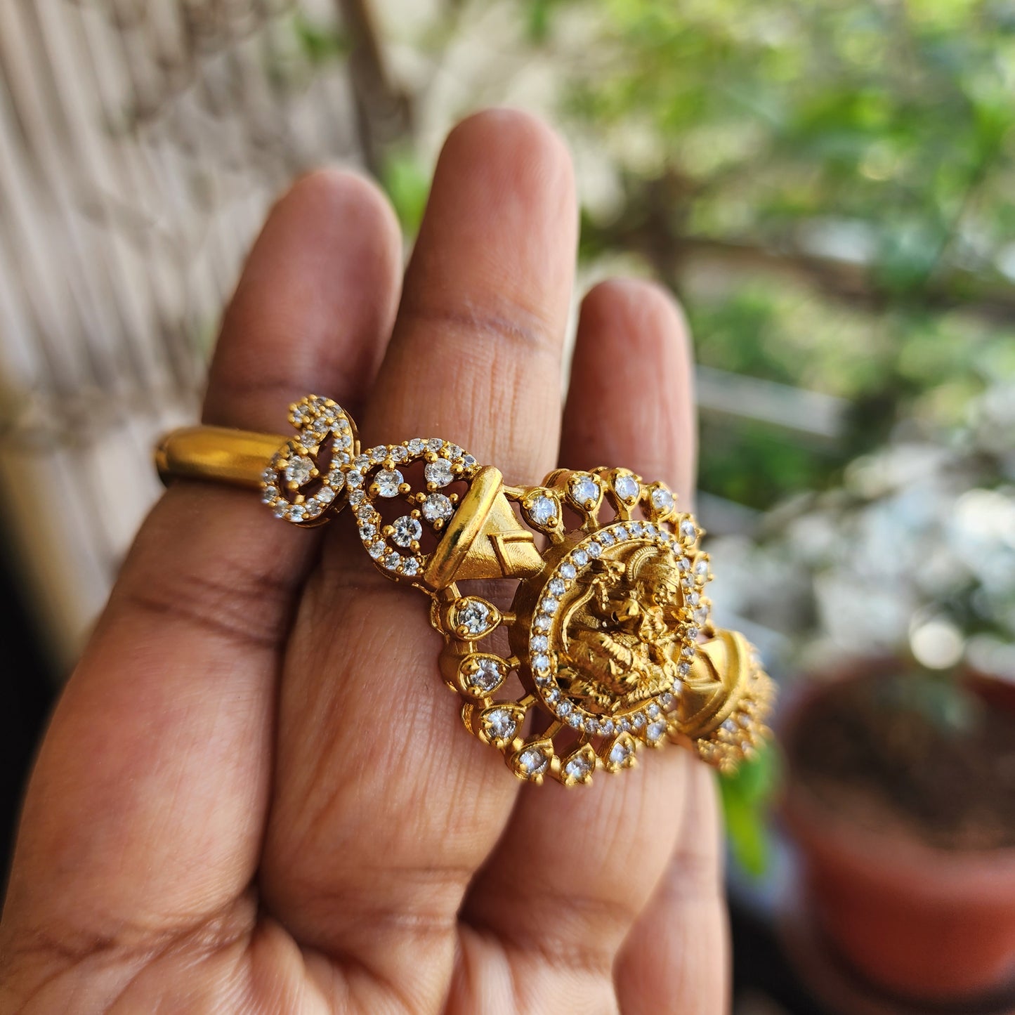 Lakshmi openable bracelet