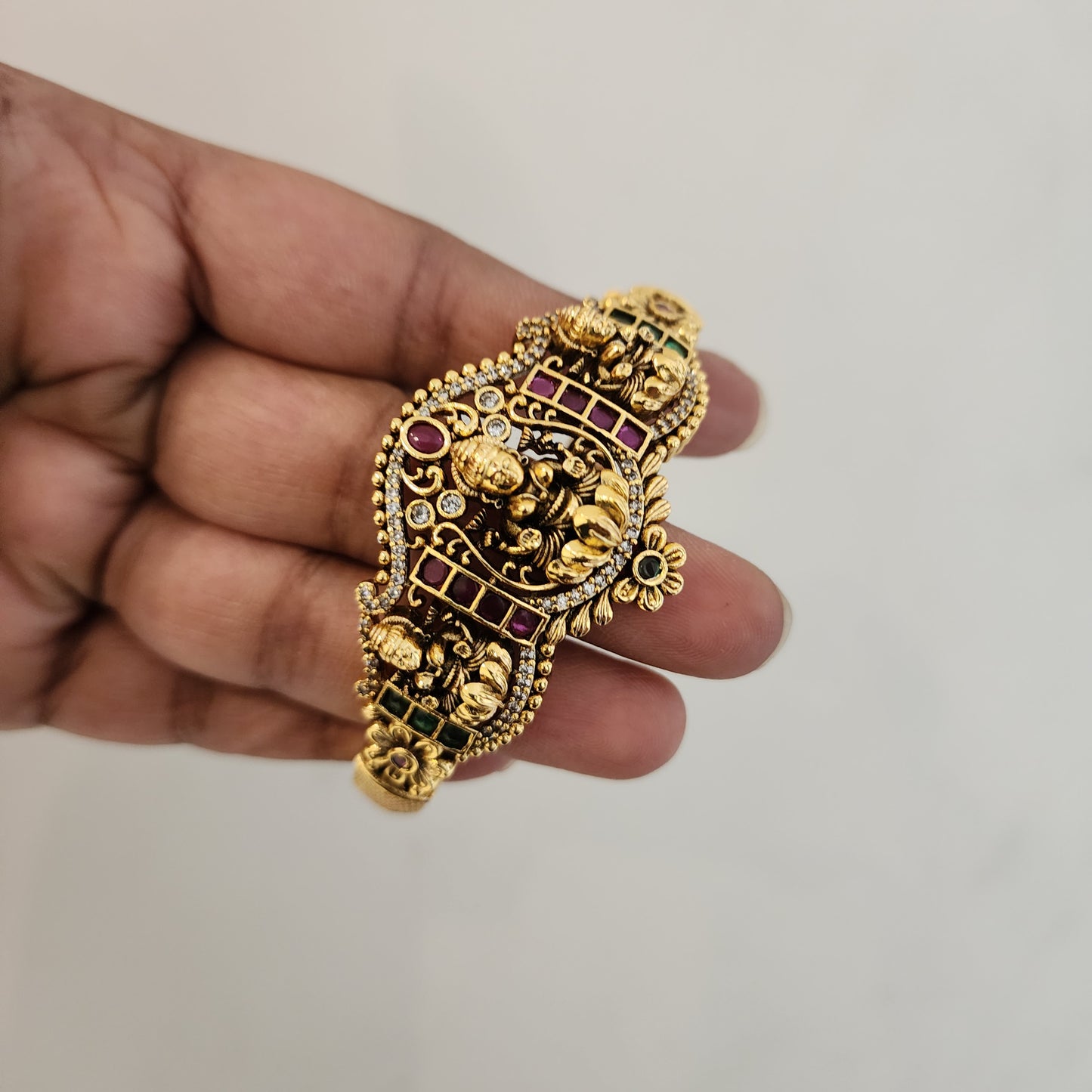 Lakshmi kemp stone bracelet
