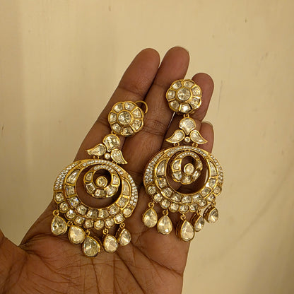 Chakrika- polki moissanite chandbalis