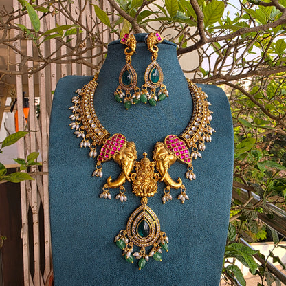 Lakshmi -ira🐘 antique hasli with earrings