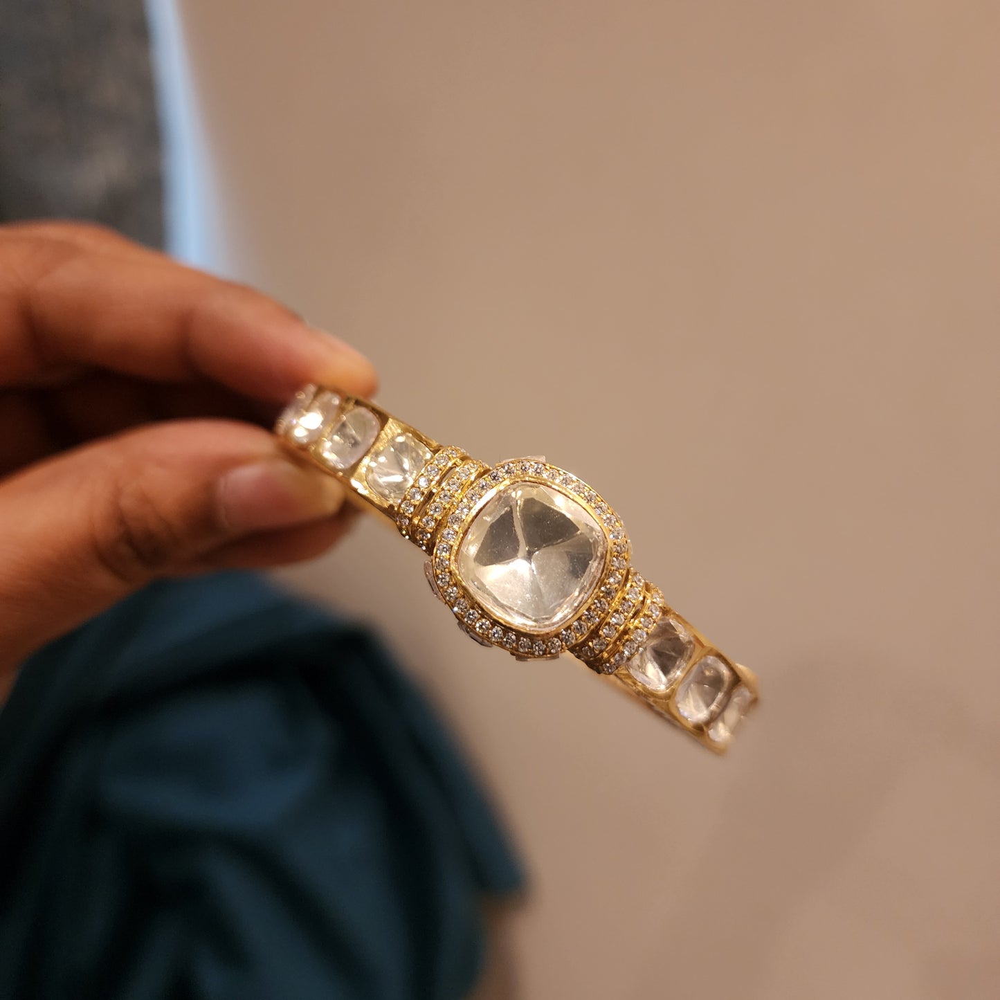 Kira- polki openable bracelet