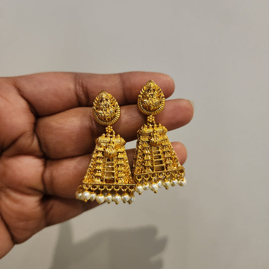 Gopuram inspired antique jumkha