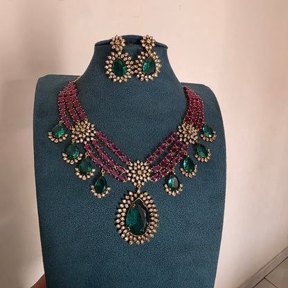 Indrani- three layered victorian neckset