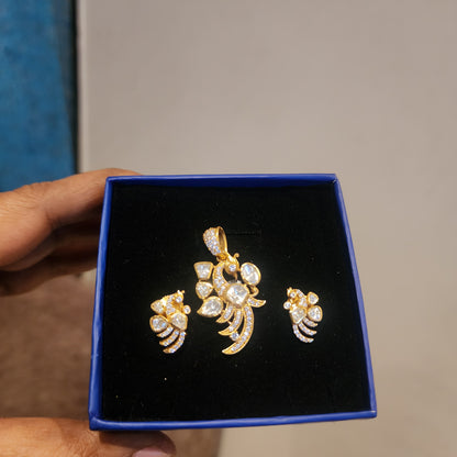 Peacock polki pendant