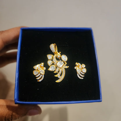 Peacock polki pendant