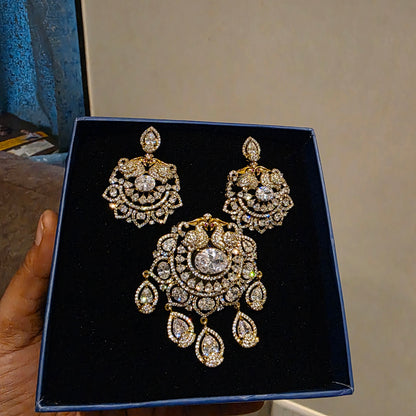 Dual Peacock victorian pendant set