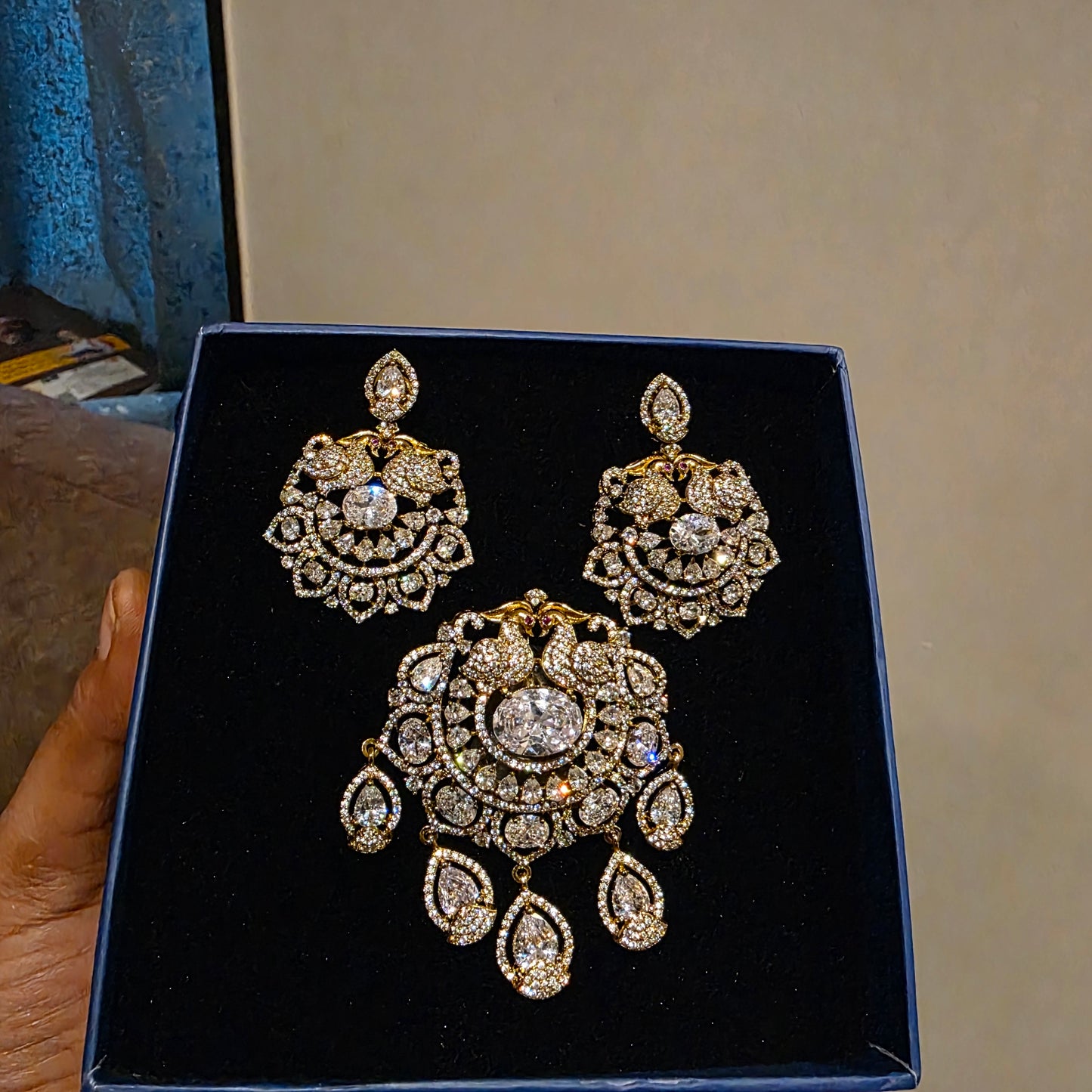 Dual Peacock victorian pendant set