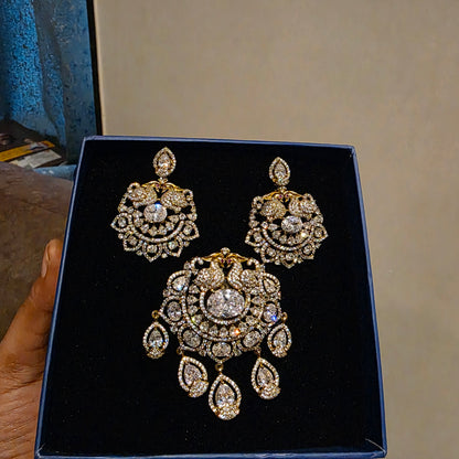 Dual Peacock victorian pendant set