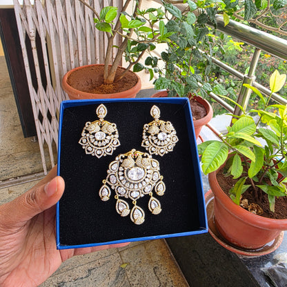 Dual Peacock victorian pendant set