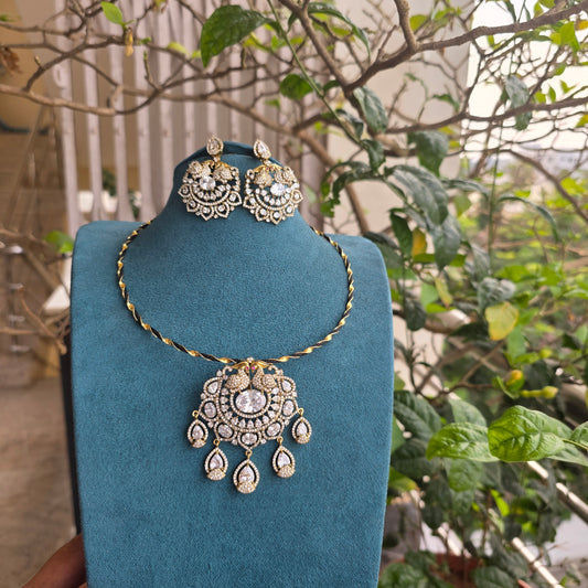 Dual Peacock victorian pendant set