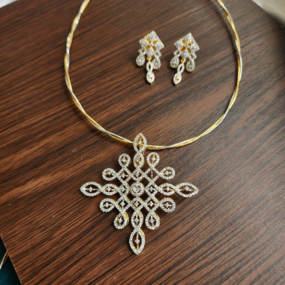 Rangoli design 3 pendant set with  twisted chain