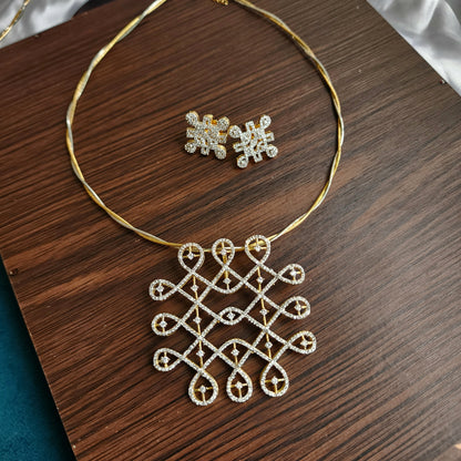 Rangoli design 2 pendant set with twisted chain