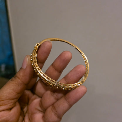 Ishika- polki openable bracelet