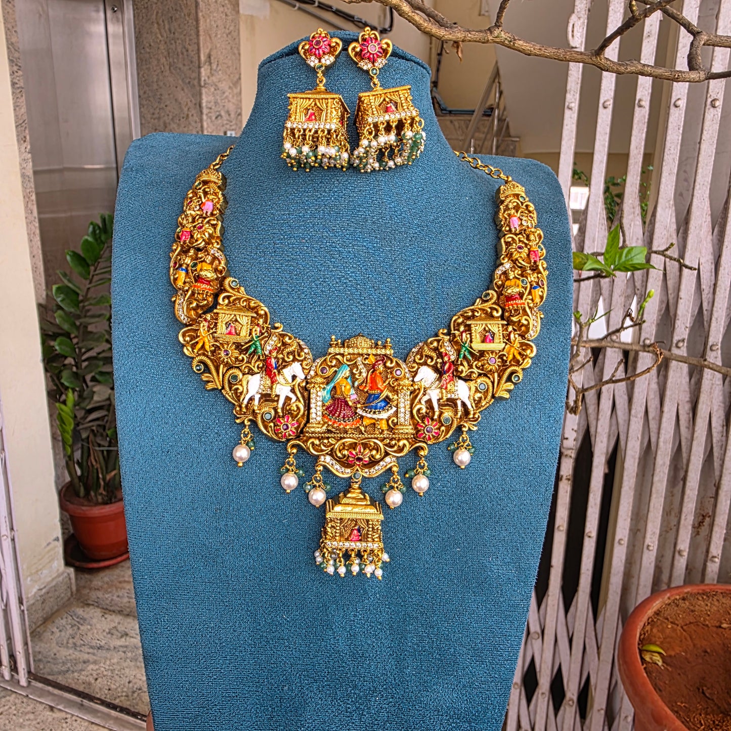 Meenakari bharath themed antique gold neckset