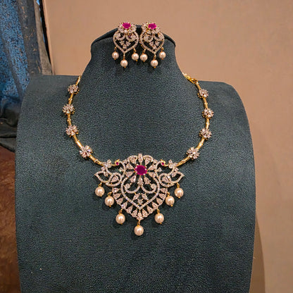 Kamala- ad flexible hasli with earrings
