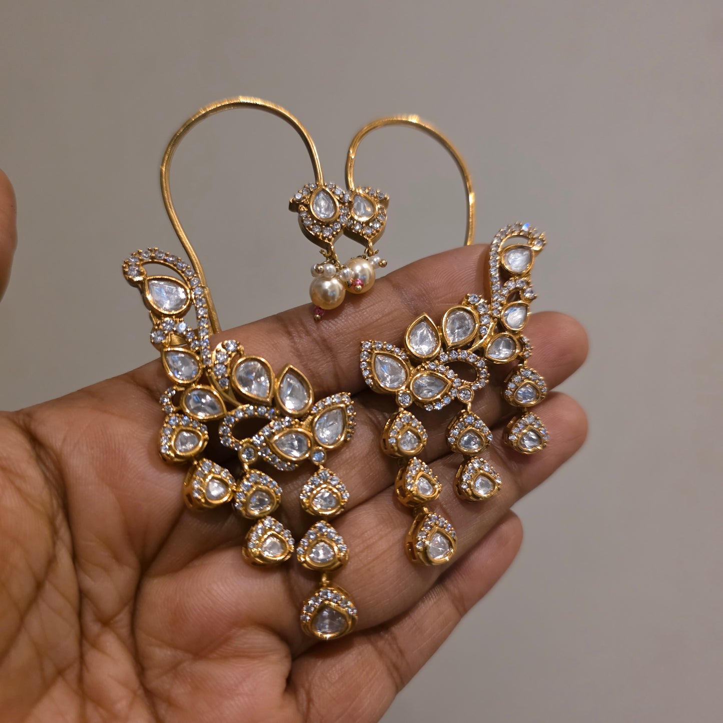 Vaidurya-polki ear cuffs