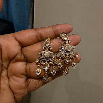 Amyra- pearl and polki choker