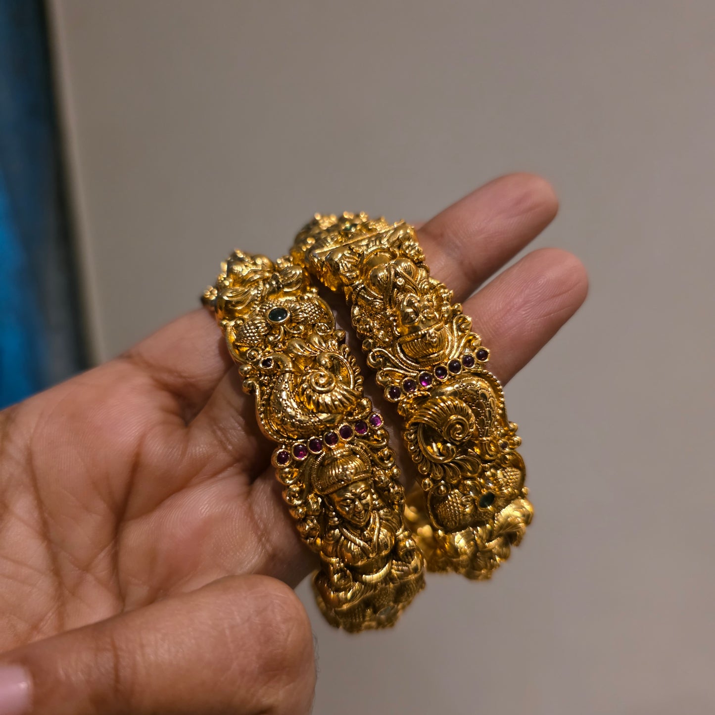 Hamsa- antique openable bangles