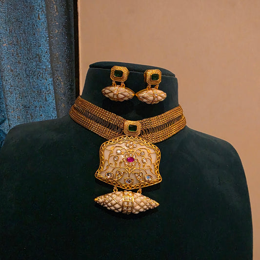 Thatva- inlay work with jadau details neckset