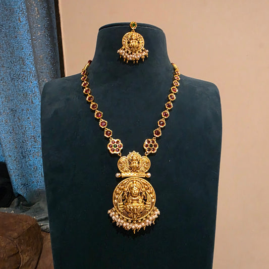 Dwaita- reversible kemp stone neckset
