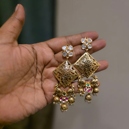 Shobha- heritage hasli with moissanite and jadau motifs