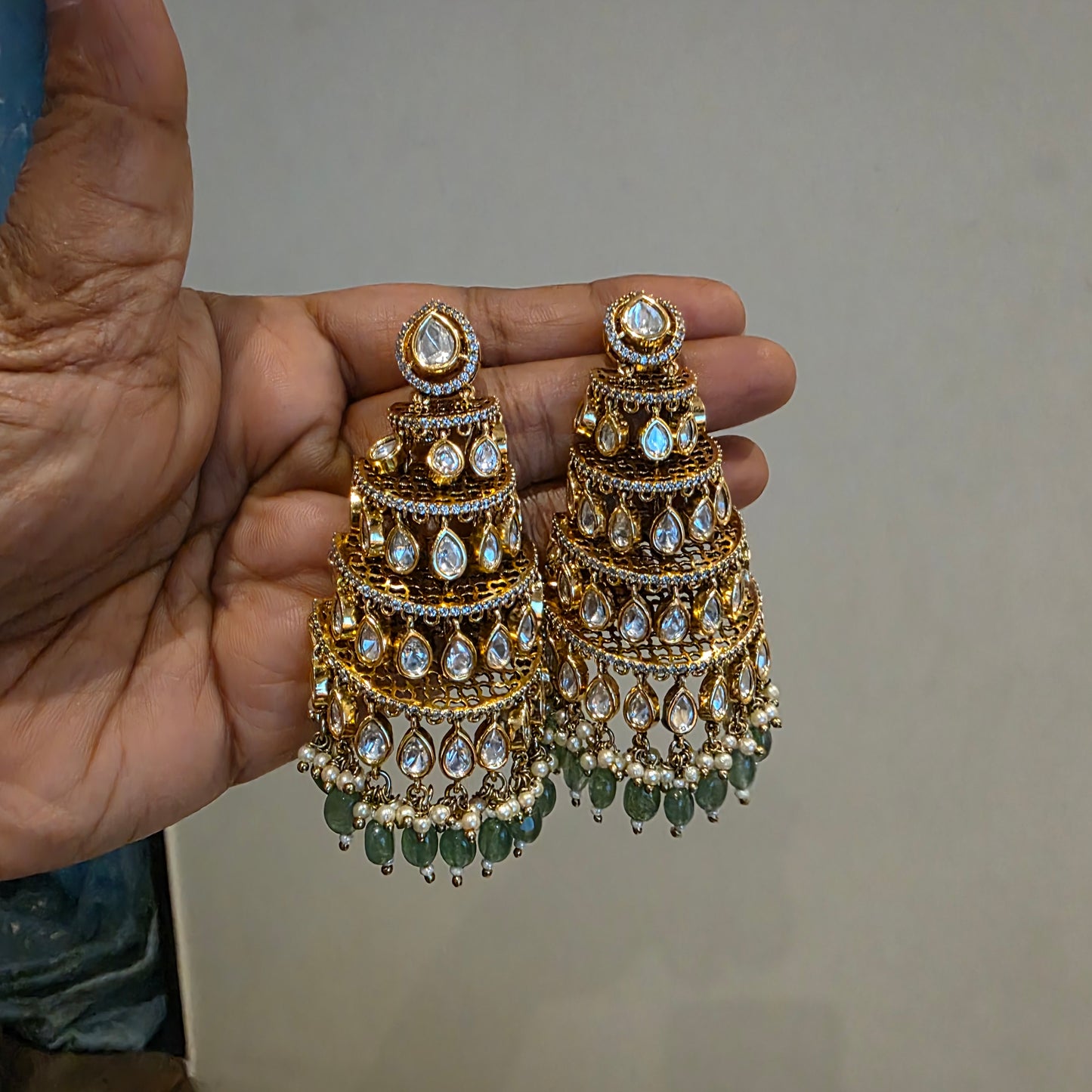 Chemkeeli- layered lv shade polki earrings
