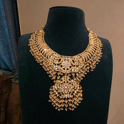 Yeshna- premium moissanite necklace