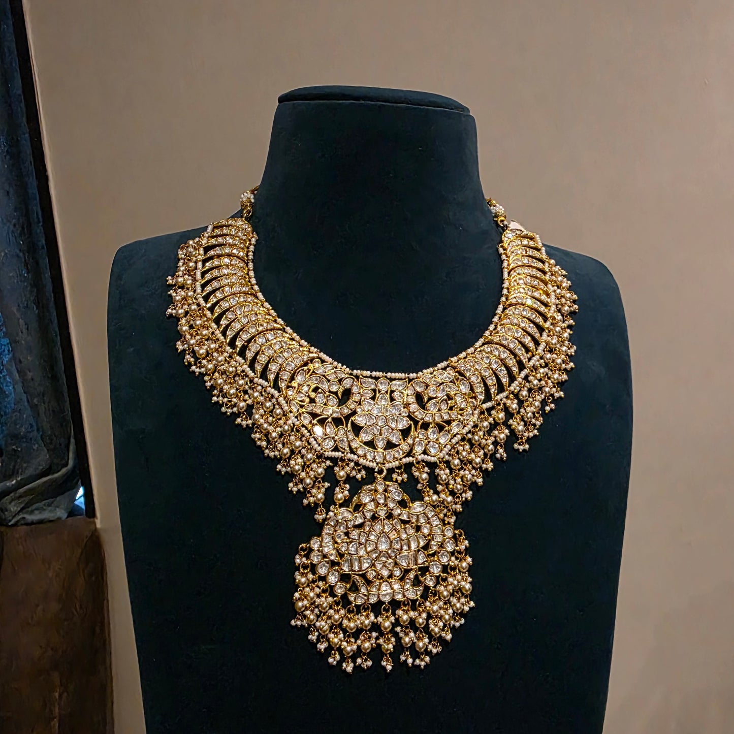 Yeshna- premium moissanite necklace