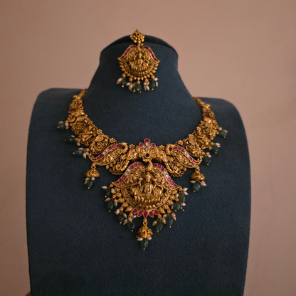 Varapradha- nakshi jadau neckset