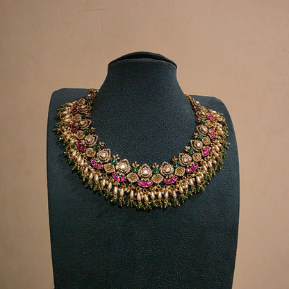 Manimala- victorian and jadau neckset